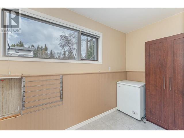 606 Forest Park Street, House detached with 4 bedrooms, 2 bathrooms and 1 parking in Sicamous BC | Image 26