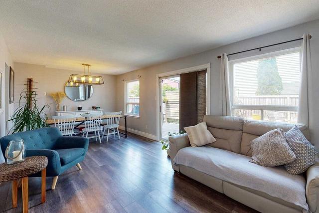 80 Lucas Lane, Condo with 3 bedrooms, 2 bathrooms and 3 parking in Ajax ON | Image 9