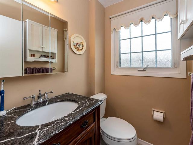2438 Cavendish Dr, House detached with 4 bedrooms, 4 bathrooms and 4 parking in Burlington ON | Image 16