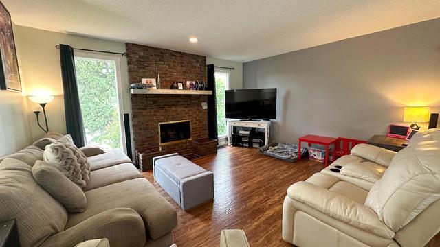 5218 Silverpark Close, House detached with 6 bedrooms, 3 bathrooms and 5 parking in Olds AB | Image 6
