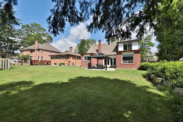 31 Park Dr, House detached with 5 bedrooms, 4 bathrooms and 20 parking in Vaughan ON | Image 33