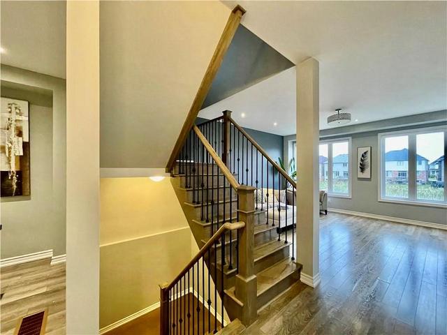 8445 Sweet Chestnut Drive, House detached with 4 bedrooms, 3 bathrooms and 2 parking in Niagara Falls ON | Image 6