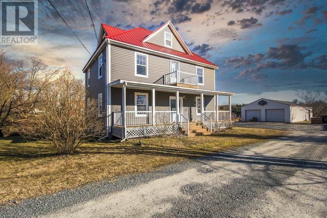 11 Scott Lane, House detached with 5 bedrooms, 2 bathrooms and null parking in East Hants NS | Image 1