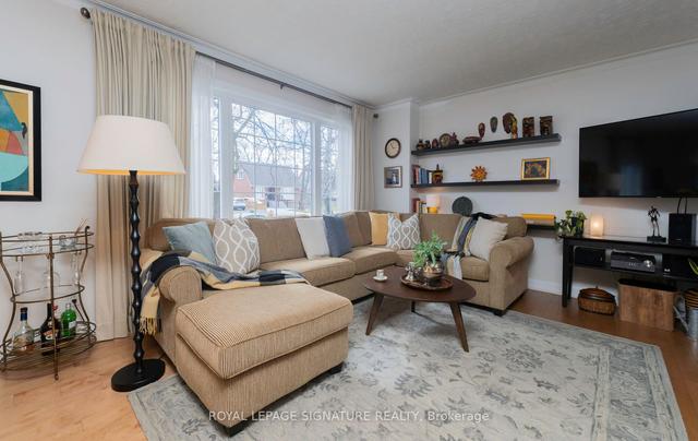 5 Duncairn Rd, House detached with 3 bedrooms, 2 bathrooms and 3 parking in Toronto ON | Image 34