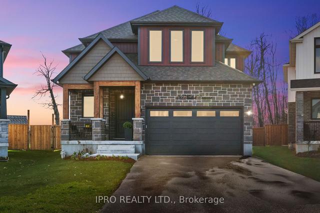 30 Tindall Cres, House detached with 3 bedrooms, 5 bathrooms and 6 parking in Grand Valley ON | Image 12