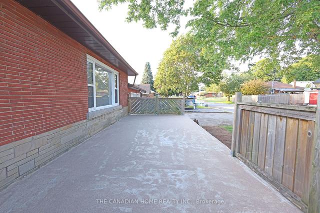 6863 Heximer Ave W, House detached with 3 bedrooms, 2 bathrooms and 8 parking in Niagara Falls ON | Image 30