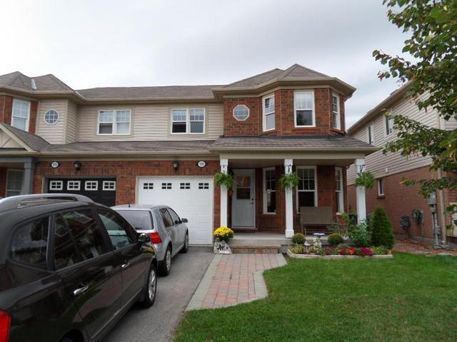 126 Sweetwood Circ, House semidetached with 3 bedrooms, 3 bathrooms and null parking in Brampton ON | Image 1