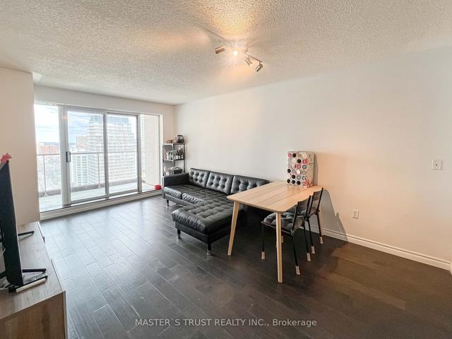 2308 - 909 Bay St, Condo with 2 bedrooms, 2 bathrooms and 1 parking in Toronto ON | Image 20