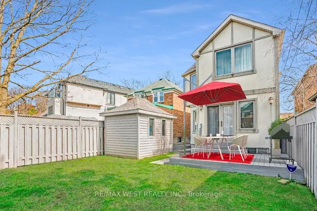 6 Armadale Ave, House detached with 3 bedrooms, 4 bathrooms and 3 parking in Toronto ON | Image 31