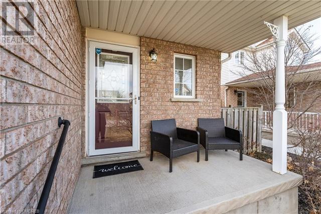 59 Beardmore Crescent, House detached with 3 bedrooms, 2 bathrooms and 5 parking in Halton Hills ON | Image 3