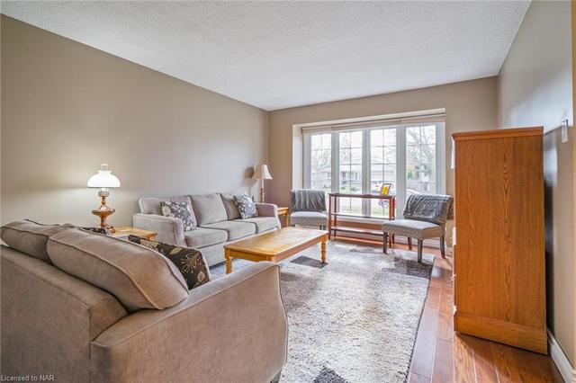31 Kimbermount Drive, House detached with 4 bedrooms, 2 bathrooms and 4 parking in St. Catharines ON | Image 42