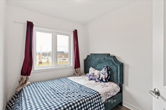 25 - 61 Soho St, House attached with 3 bedrooms, 3 bathrooms and 2 parking in Hamilton ON | Image 8