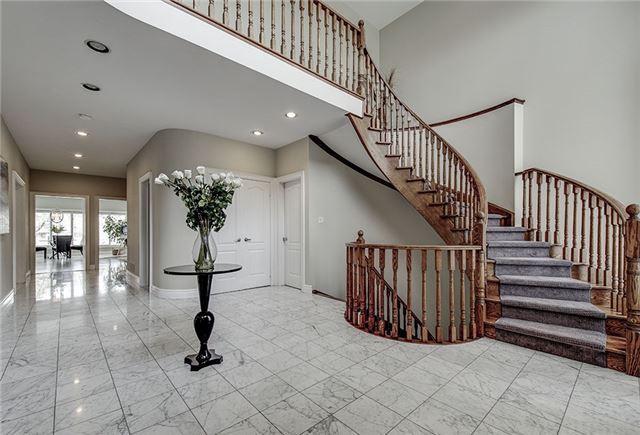 363 Princess Ave, House detached with 5 bedrooms, 7 bathrooms and 4 parking in Toronto ON | Image 3