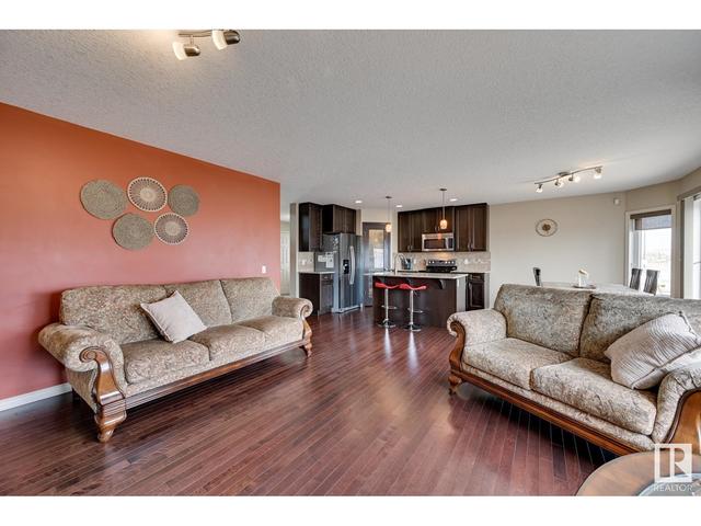20829 92a Av Nw, House detached with 3 bedrooms, 2 bathrooms and null parking in Edmonton AB | Image 7