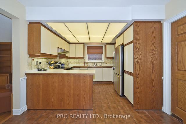 467 Bedford Park Ave, House detached with 4 bedrooms, 3 bathrooms and 6 parking in Toronto ON | Image 6