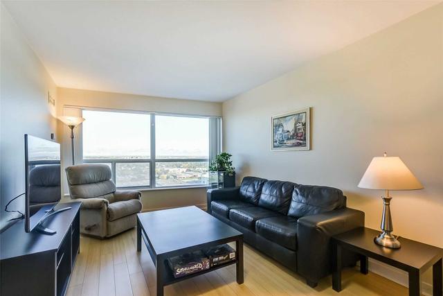 1802 - 36 Lee Centre Dr, Condo with 1 bedrooms, 1 bathrooms and 1 parking in Toronto ON | Image 1