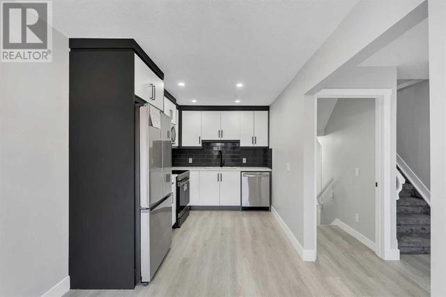 4312 5 Avenue Se, House attached with 3 bedrooms, 1 bathrooms and 2 parking in Calgary AB | Image 6