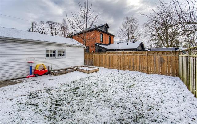513 Waterloo Street S, House detached with 4 bedrooms, 2 bathrooms and 3 parking in Cambridge ON | Image 22
