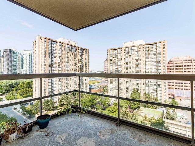 1711 - 156 Enfield Pl, Condo with 2 bedrooms, 2 bathrooms and 1 parking in Mississauga ON | Image 9