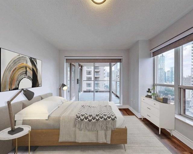 2309 - 909 Bay St, Condo with 3 bedrooms, 2 bathrooms and 1 parking in Toronto ON | Image 10