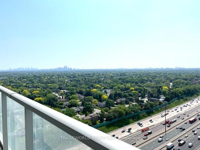 3112 - 115 Mcmahon Dr, Condo with 1 bedrooms, 1 bathrooms and 1 parking in Toronto ON | Image 2