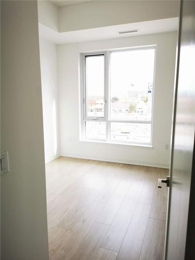 408 - 3220 Sheppard Ave E, Condo with 2 bedrooms, 2 bathrooms and 1 parking in Toronto ON | Card Image
