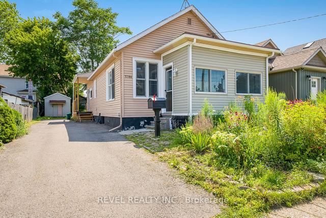 5786 Peer St, House detached with 3 bedrooms, 2 bathrooms and 2 parking in Niagara Falls ON | Image 12