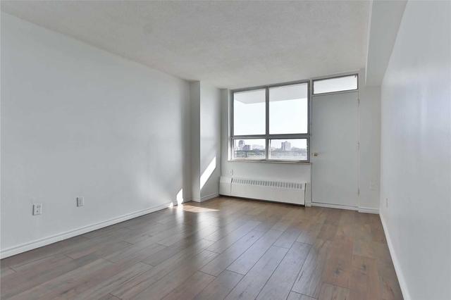 1003 - 940 Caledonia Rd, Condo with 2 bedrooms, 1 bathrooms and 1 parking in Toronto ON | Image 12