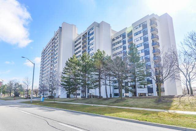 404 - 2900 Battleford Rd, Condo with 2 bedrooms, 1 bathrooms and 1 parking in Mississauga ON | Image 2