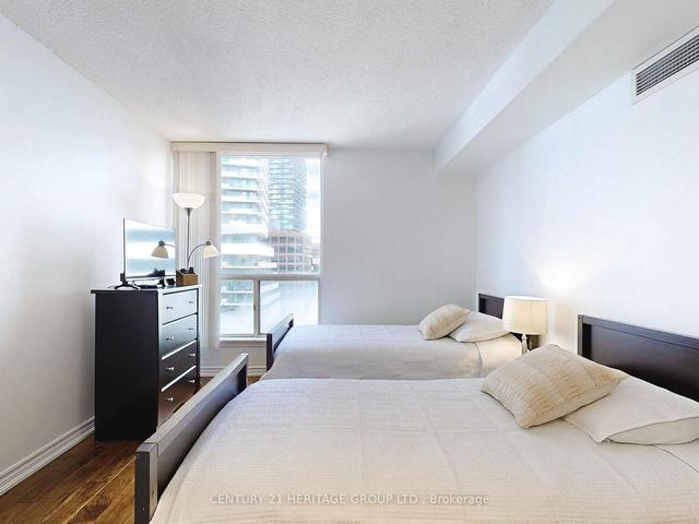 806 - 30 Holly St, Condo with 2 bedrooms, 2 bathrooms and 1 parking in Toronto ON | Image 19