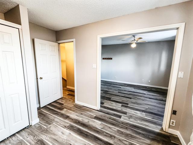 53 - 4940 39 Avenue Sw, Home with 3 bedrooms, 1 bathrooms and 1 parking in Calgary AB | Image 5