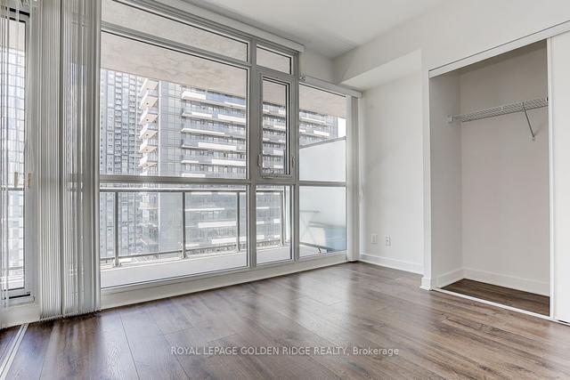 2002 - 290 Adelaide St W, Condo with 1 bedrooms, 1 bathrooms and 0 parking in Toronto ON | Image 16