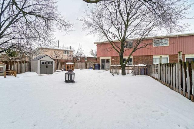 7189 Joliette Cres, House semidetached with 3 bedrooms, 2 bathrooms and 5 parking in Mississauga ON | Image 29