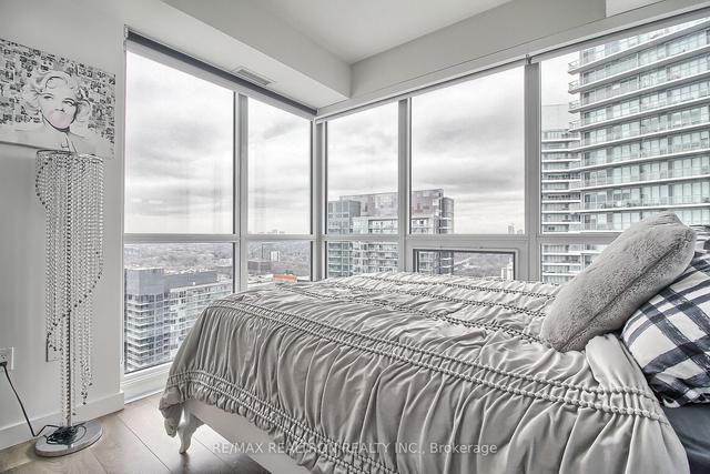 3108 - 95 Mcmahon Dr, Condo with 3 bedrooms, 2 bathrooms and 1 parking in Toronto ON | Image 13
