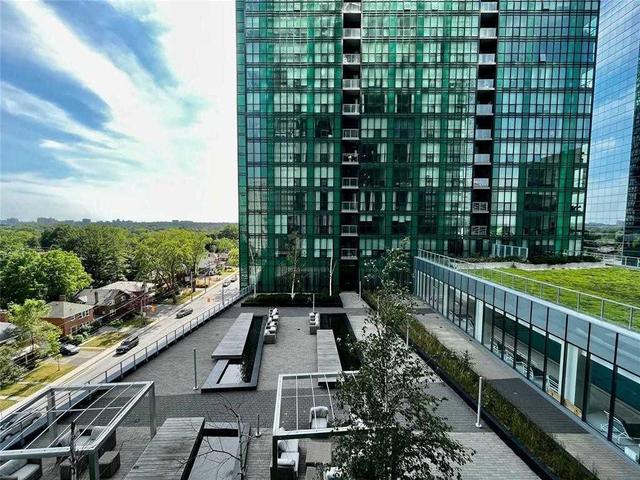 704 - 9 Bogert Ave, Condo with 1 bedrooms, 1 bathrooms and 0 parking in Toronto ON | Image 3