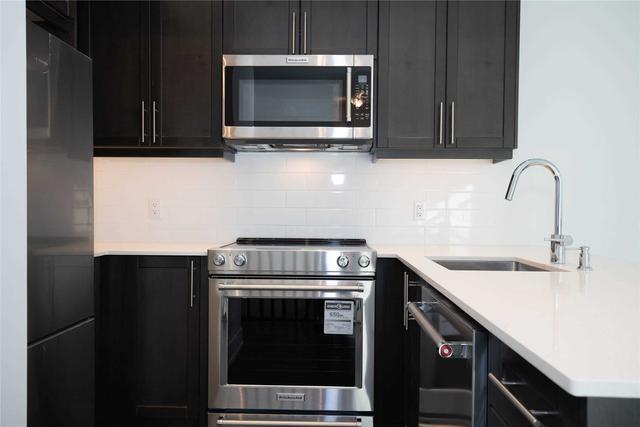 11 - 52 Holmes Ave, Townhouse with 2 bedrooms, 2 bathrooms and 1 parking in Toronto ON | Image 24