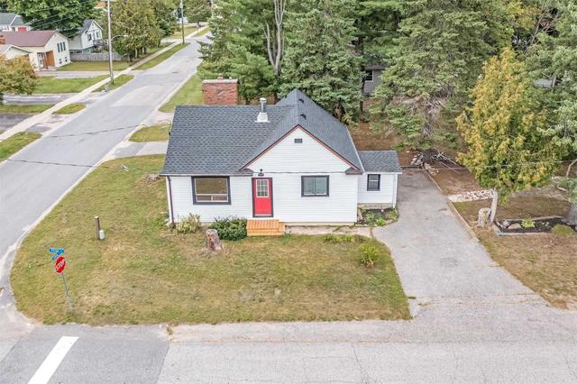 190 Peter St, House detached with 1 bedrooms, 2 bathrooms and 5 parking in Gravenhurst ON | Image 19