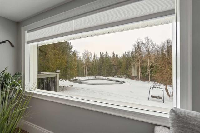 5716 Tenth Line, House detached with 4 bedrooms, 2 bathrooms and 6 parking in Erin ON | Image 6