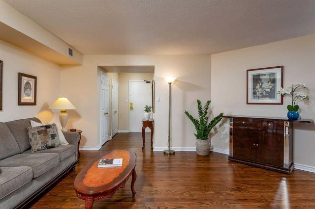 104 - 95 La Rose Ave, Condo with 2 bedrooms, 2 bathrooms and 1 parking in Toronto ON | Image 13
