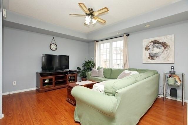 15 - 200 Mclevin Ave, Townhouse with 2 bedrooms, 1 bathrooms and 1 parking in Toronto ON | Image 4