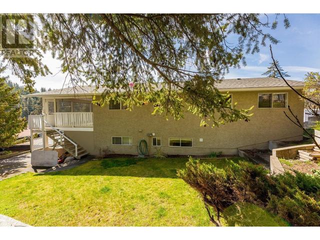 1276 Rio Drive, House detached with 4 bedrooms, 2 bathrooms and 6 parking in Kelowna BC | Image 38