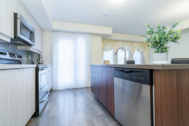 36 - 2335 Sheppard Ave W, Townhouse with 2 bedrooms, 2 bathrooms and 1 parking in Toronto ON | Image 4