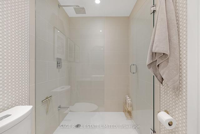 ph702 - 246 Logan Ave, Condo with 2 bedrooms, 1 bathrooms and 1 parking in Toronto ON | Image 9