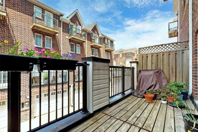 th118 - 107 The Queensway Ave, Townhouse with 3 bedrooms, 3 bathrooms and 2 parking in Toronto ON | Image 30