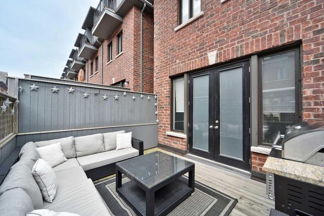 8339 Kipling Ave, Condo with 3 bedrooms, 3 bathrooms and 2 parking in Vaughan ON | Image 18