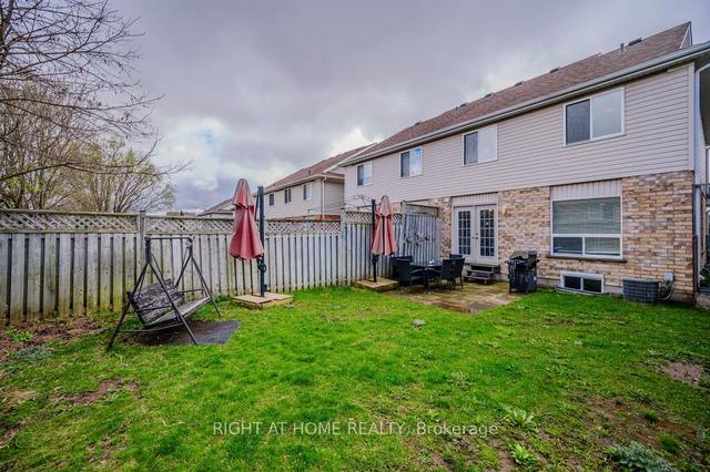 45 Swift Cres, House semidetached with 3 bedrooms, 2 bathrooms and 4 parking in Guelph ON | Image 26