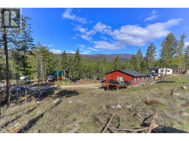 7105 Dunwaters Road, House detached with 4 bedrooms, 2 bathrooms and 4 parking in Central Okanagan West BC | Image 36