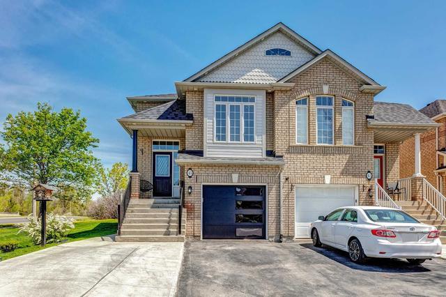 45 Sheepberry Terr, House semidetached with 3 bedrooms, 3 bathrooms and 4 parking in Brampton ON | Image 12
