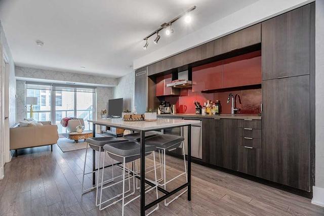 810 - 300 Front St W, Condo with 2 bedrooms, 2 bathrooms and 1 parking in Toronto ON | Image 19