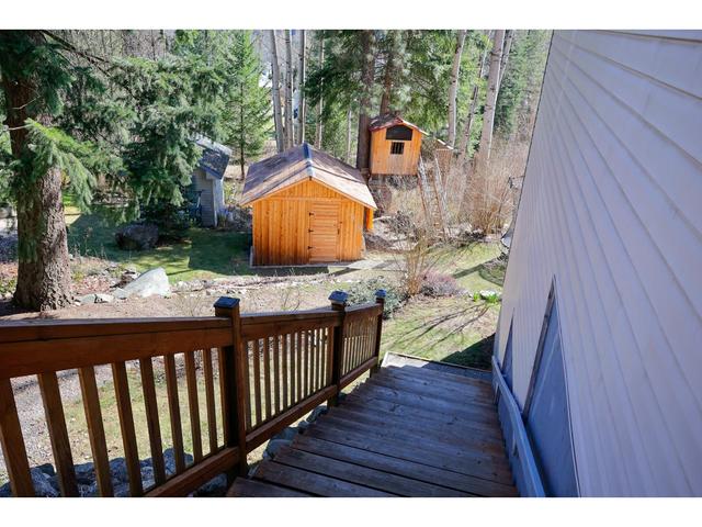 5820 Woodland Drive, House detached with 4 bedrooms, 4 bathrooms and null parking in Central Kootenay F BC | Image 48